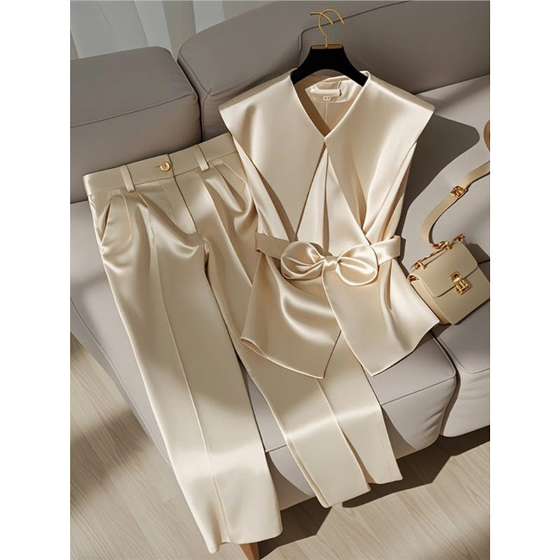 Alessa | Zweiteiliges Damen-Set mit modischem Oberteil und Hose im eleganten Stil