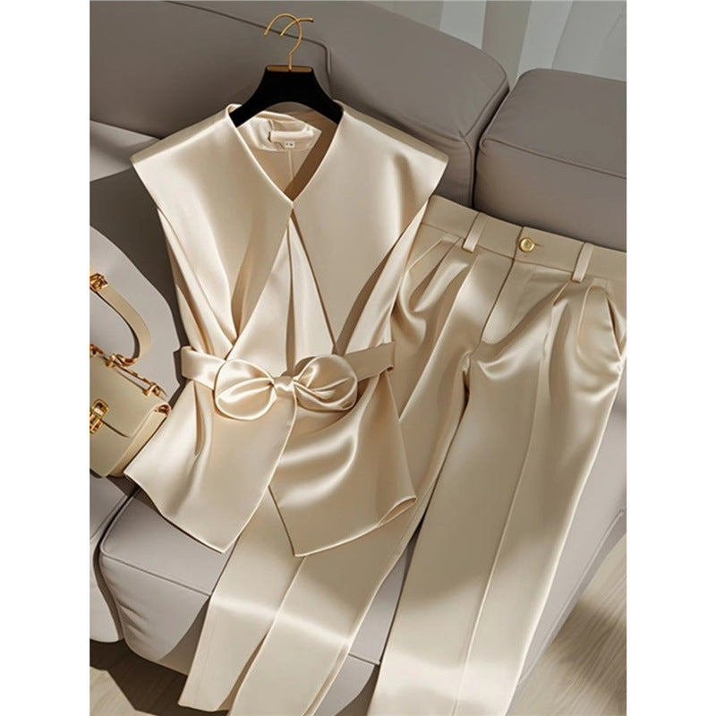 Alessa | Zweiteiliges Damen-Set mit modischem Oberteil und Hose im eleganten Stil