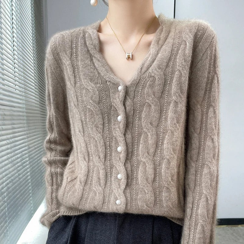 Damen Strickjacke aus Wolle – Warmer Cardigan mit klassischem Design