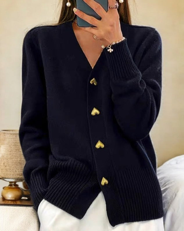 Eleganter Cardigan mit Herzknöpfen für Vielseitigen Stil