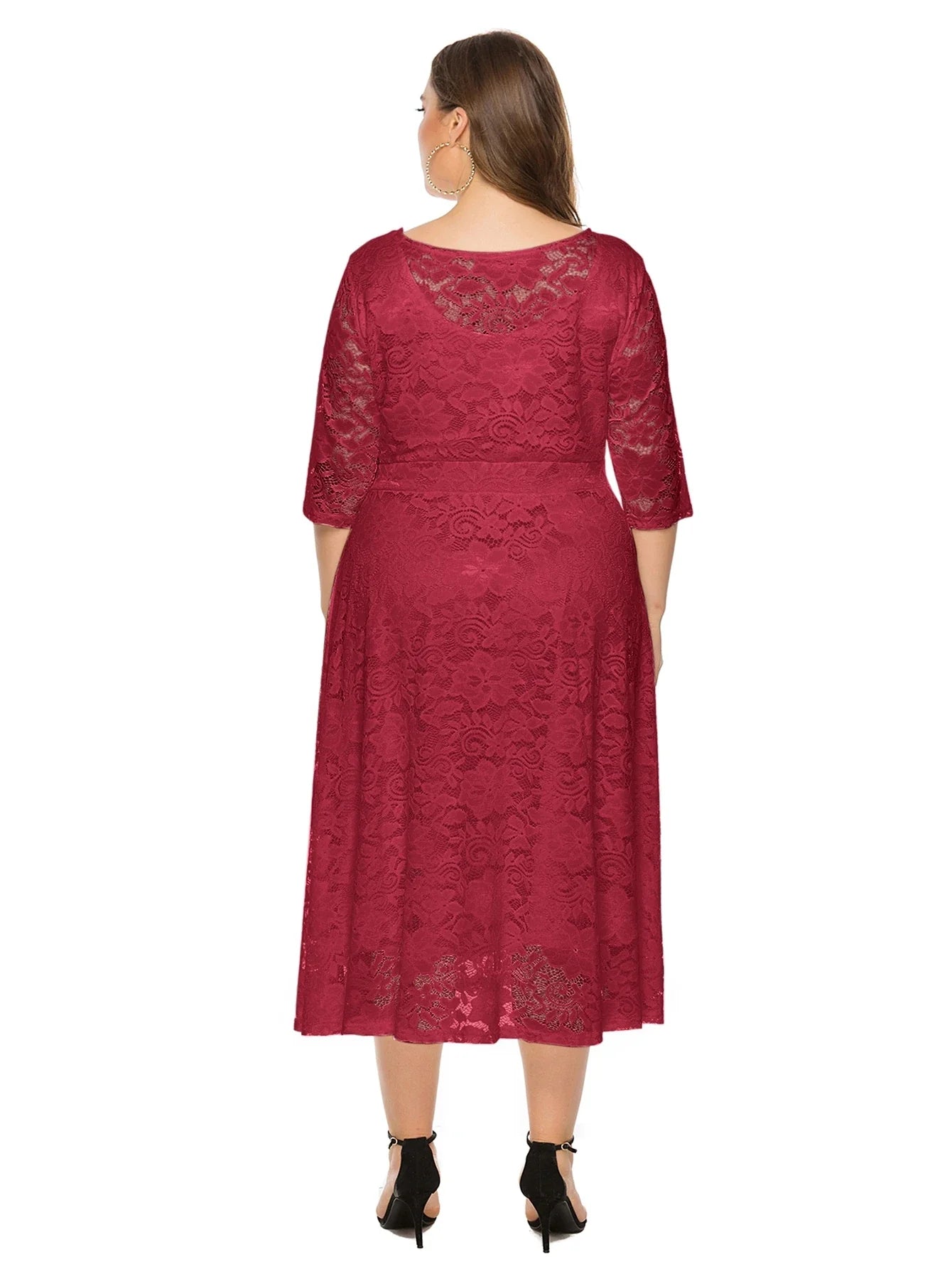 Elegantes Spitzenkleid für Damen | Lang geschnittenes Kleid mit Kontrast-Spitze