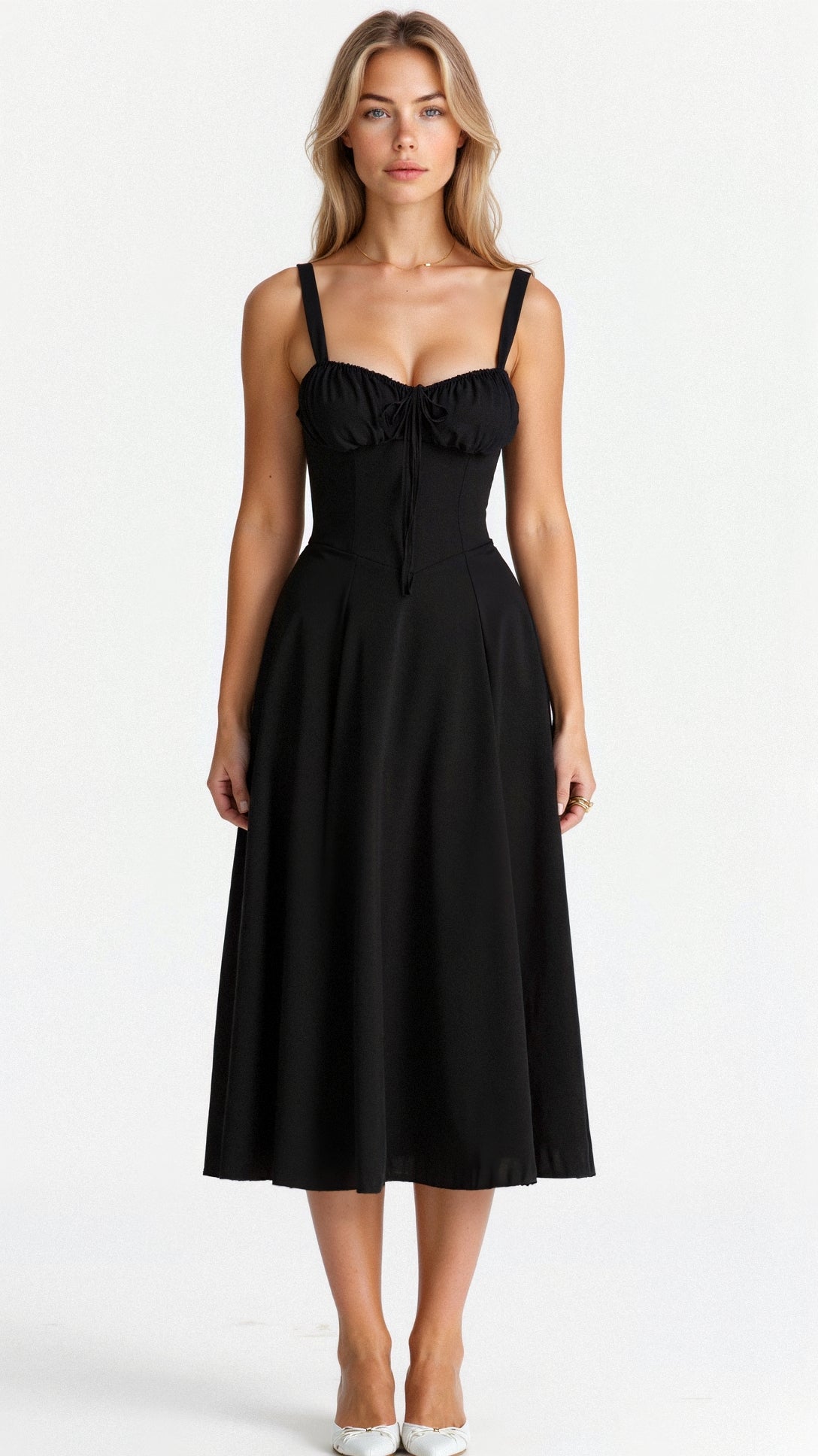 Elena – Sommerliches Midi-Kleid mit Trägern & Schlitz – Luftig, elegant & perfekt für warme Tage