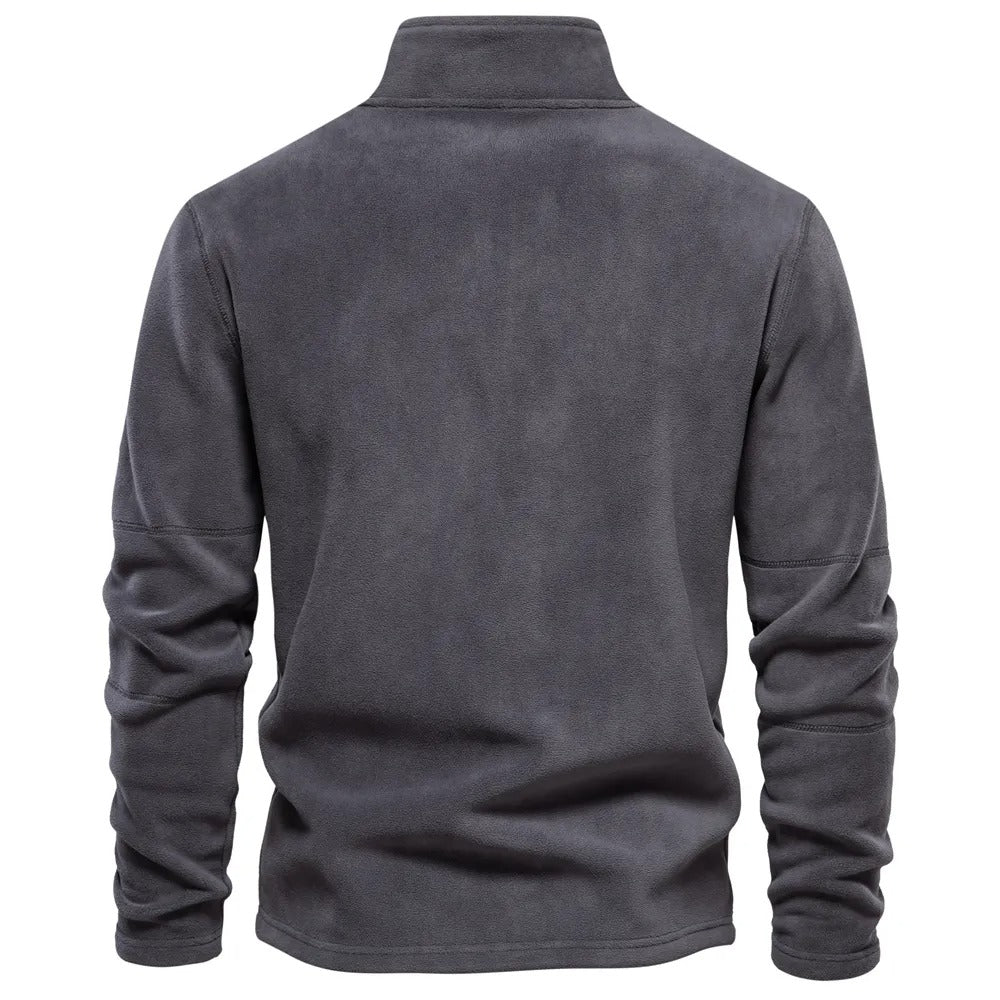 Kuschelwarmer Fleecepullover für kalte Tage