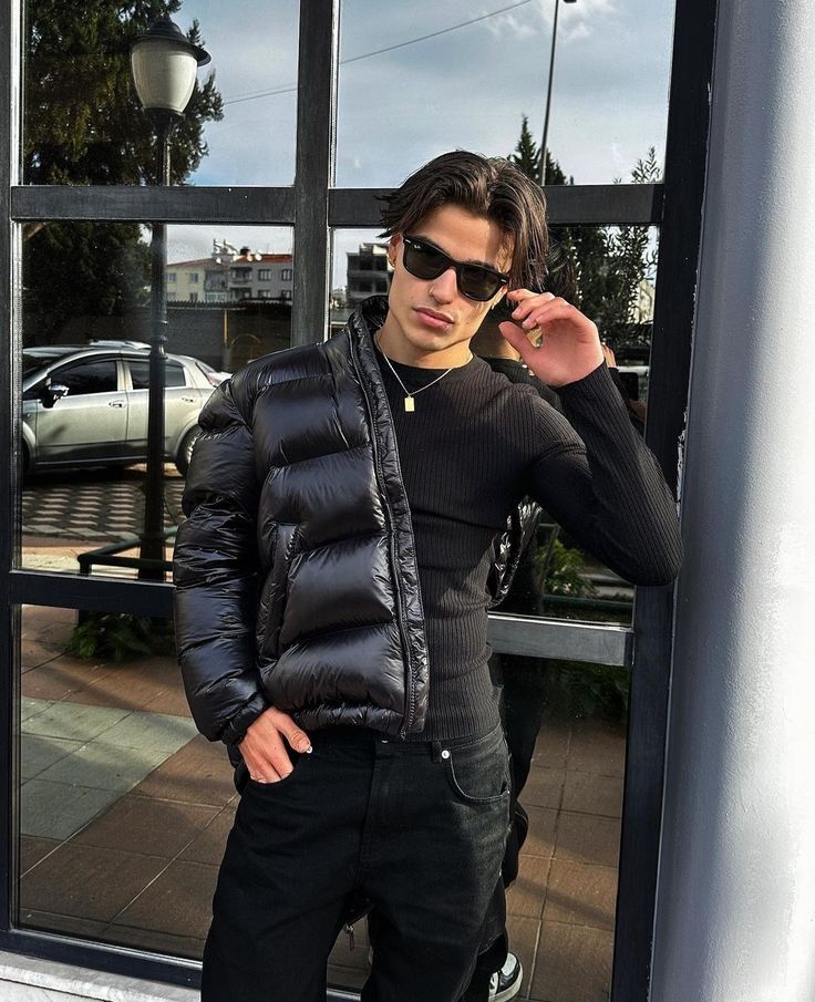 Moderne Herren Daunenjacke – Stilvoll und Warm für Jede Gelegenheit
