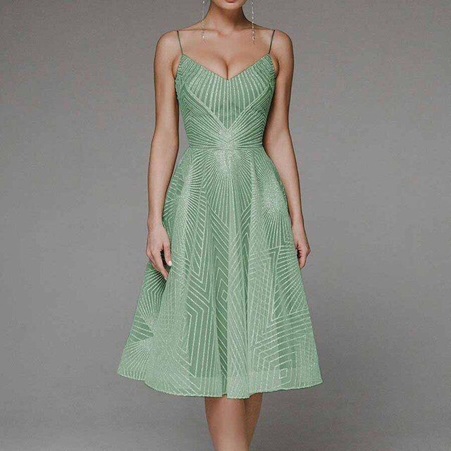 Symmetry Line | Elegantes Abendkleid für Damen | Zeitlos, luxuriös & figurschmeichelnd