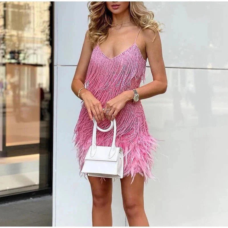 Vanessa | Cocktailkleid mit Spaghettiträgern und Federn | Glamouröses Minikleid für Partys