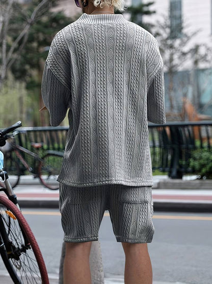 Andrew | Bequemes Strickset mit V-Ausschnitt und passenden Shorts für Herren | Stilvoll, komfortabel & vielseitig
