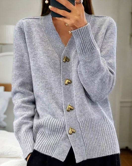 Eleganter Cardigan mit Herzknöpfen für Vielseitigen Stil