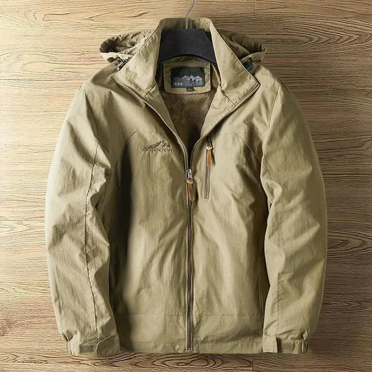 Hochwertige wasserdichte und atmungsaktive Outdoorjacke für Männer