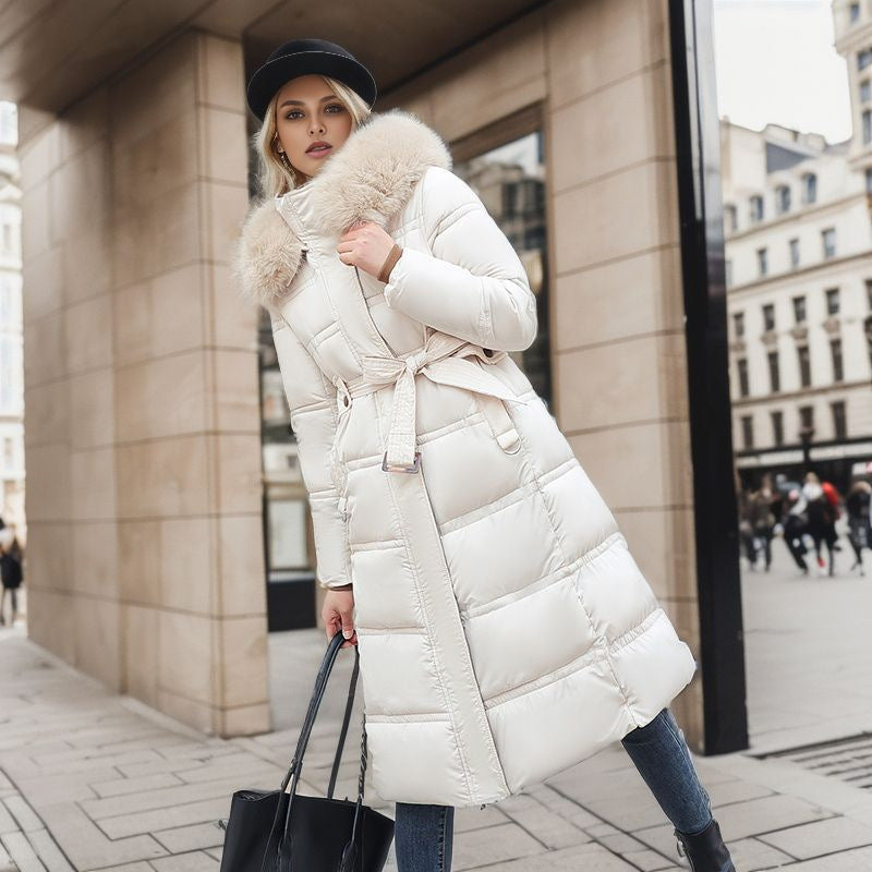 Stylischer Wintermantel mit Fellkapuze und Gürtel – Bequeme Damenjacke in verschiedenen Farben
